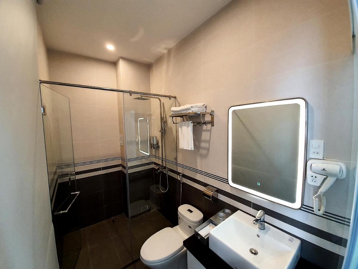 Dong Hai Hotel _ Rạch Giá Eksteriør billede